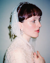 Load image into Gallery viewer, Fizz Earrings