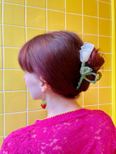 Load image into Gallery viewer, Petunia Hair Clip
