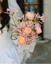 Load image into Gallery viewer, Bouquet Bow