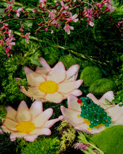 Load image into Gallery viewer, Waterlily Ramekins
